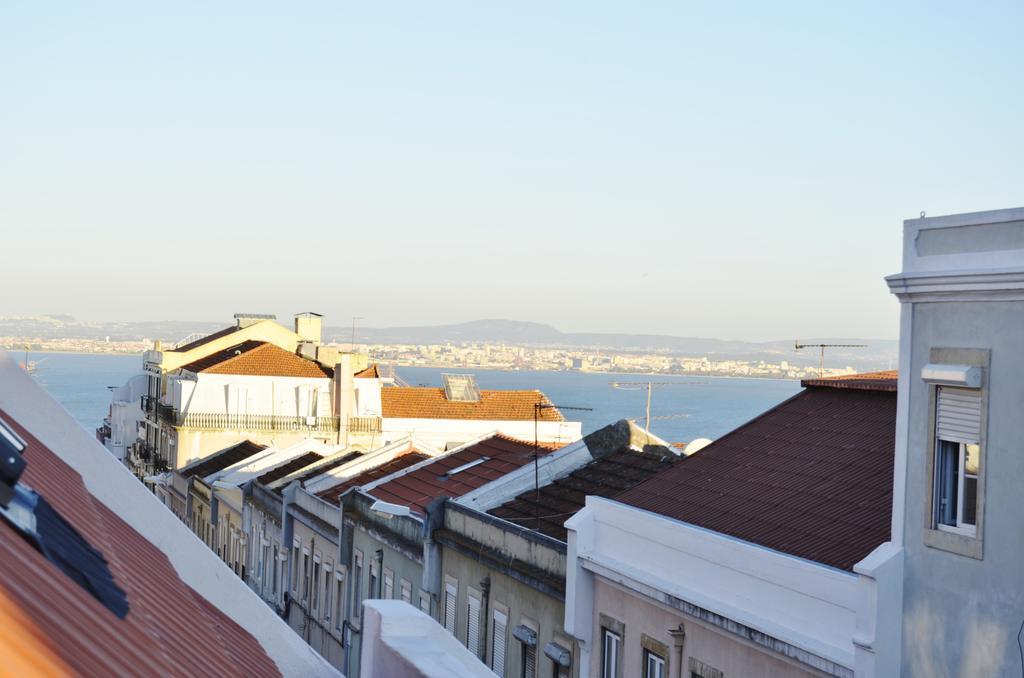 The Red Jedi Apartment Lisbon Exterior photo